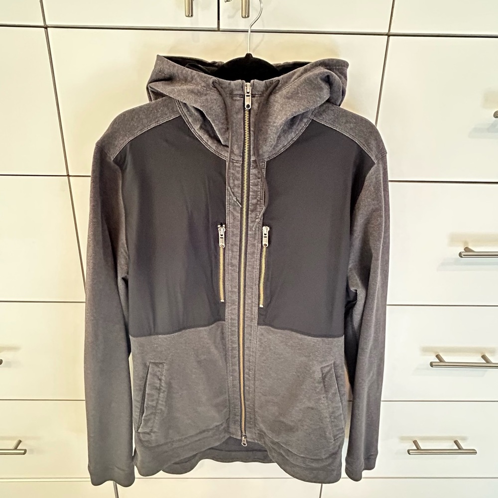 COPY - Lululemon blk/gray zip up